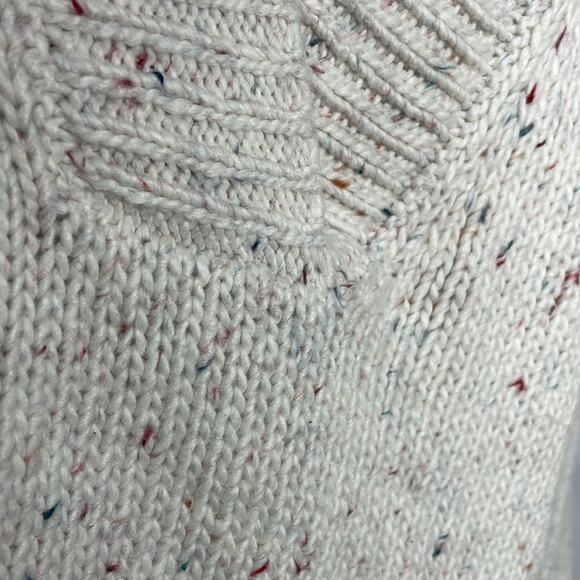 NWT abound off white and rainbow speckled v neck  sweater size large - Picture 4 of 8